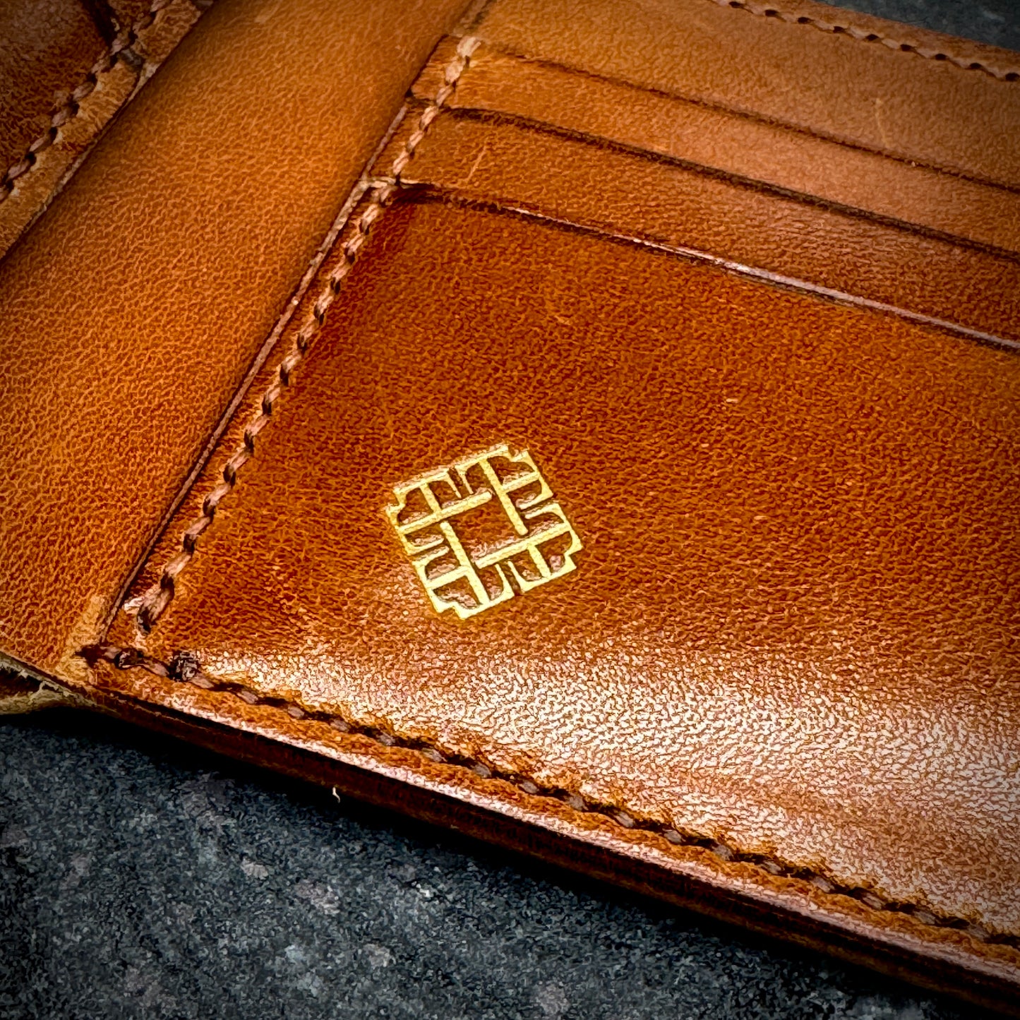 Traditional Harness Leather Bifold Wallet